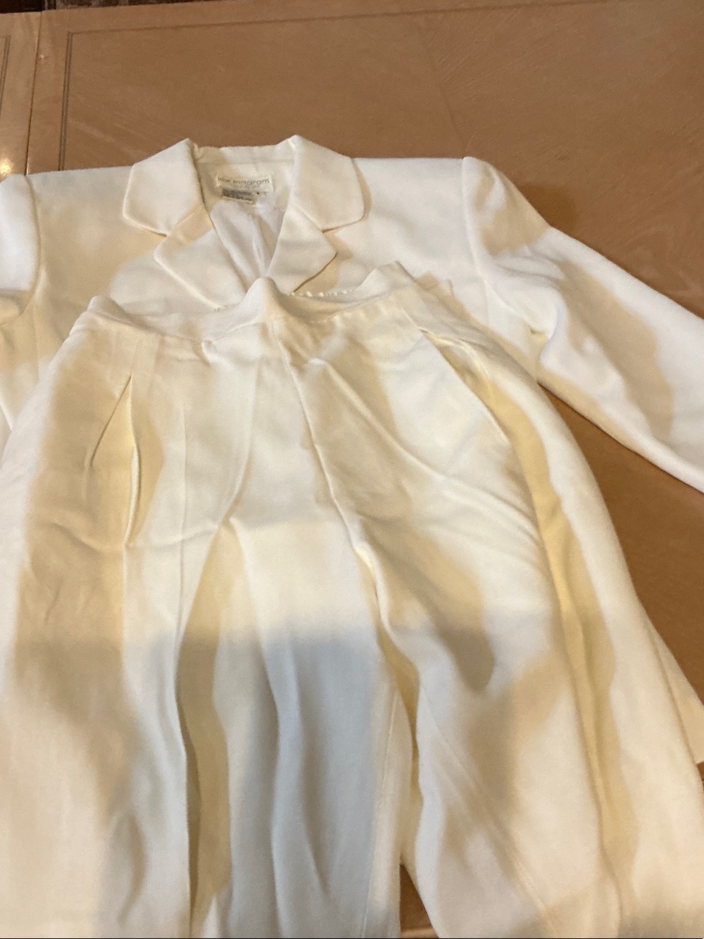 Women's Cream Tailored Blazer & Pleated Skirt Set